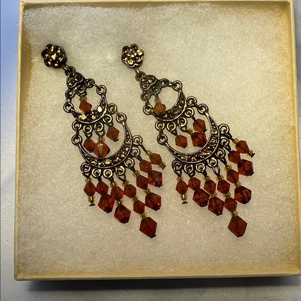 Elegant Gold tone Amber Chandelier Earrings w/bicone crystal beads, pierced ear